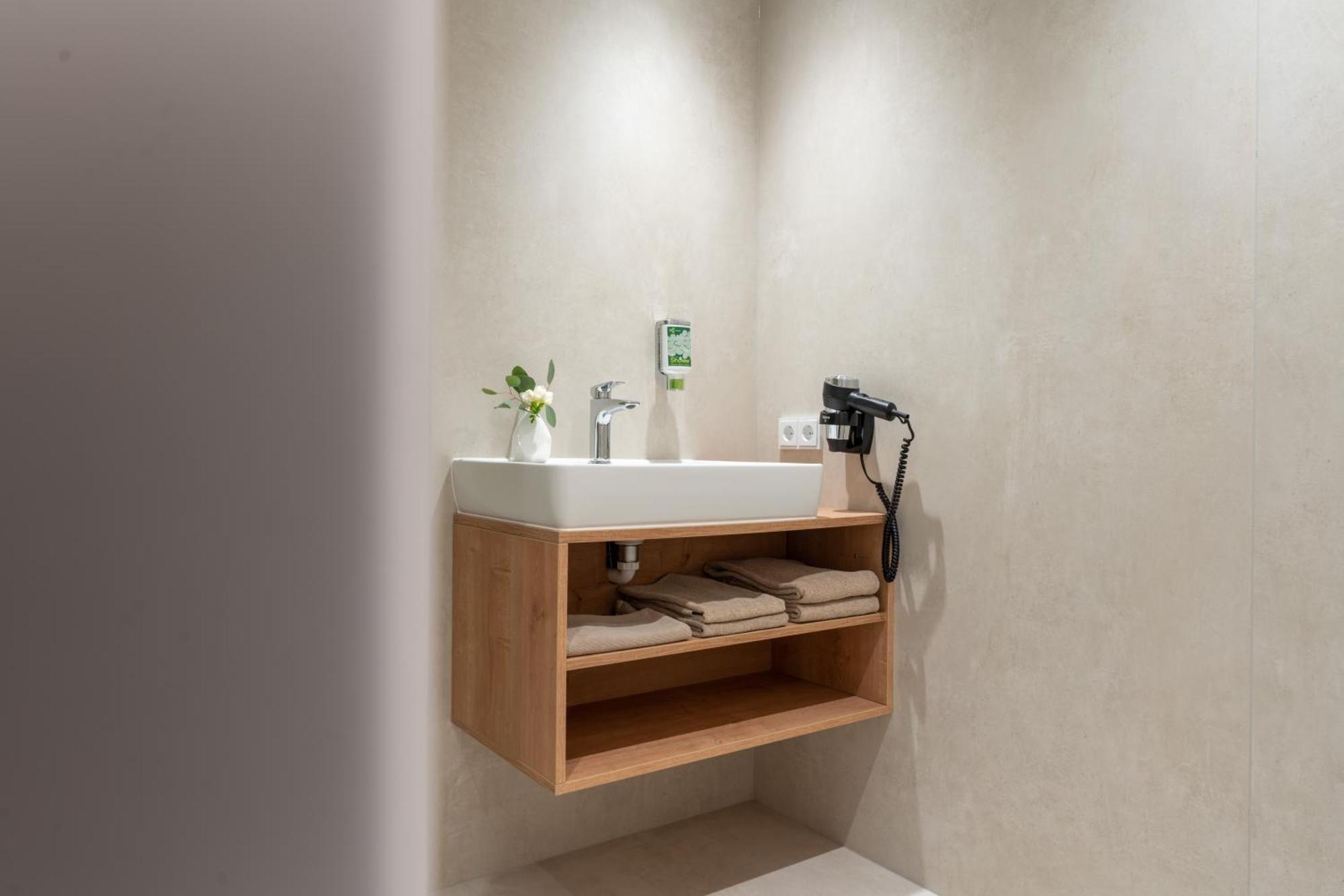 Eee Hotel Eberstalzell Dış mekan fotoğraf
